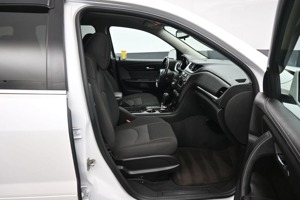 Used 2017 Chevrolet Traverse LT w/ Style and Technology Package AWD/4WD image 50