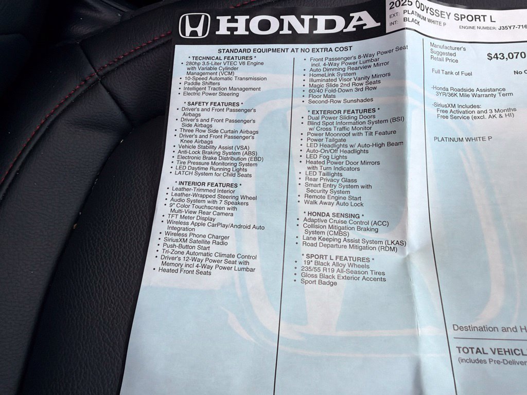 Used 2025 Honda Odyssey Sport-L image 39