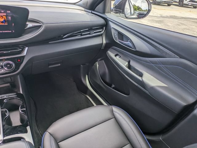 Certified 2024 Buick Envista Sport Touring w/ Convenience I Package FWD image 17