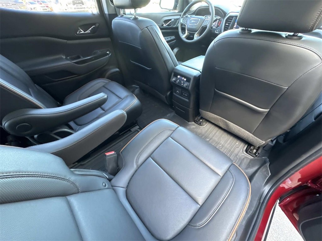 Used 2023 GMC Acadia AT4 w/ Technology Package image 16