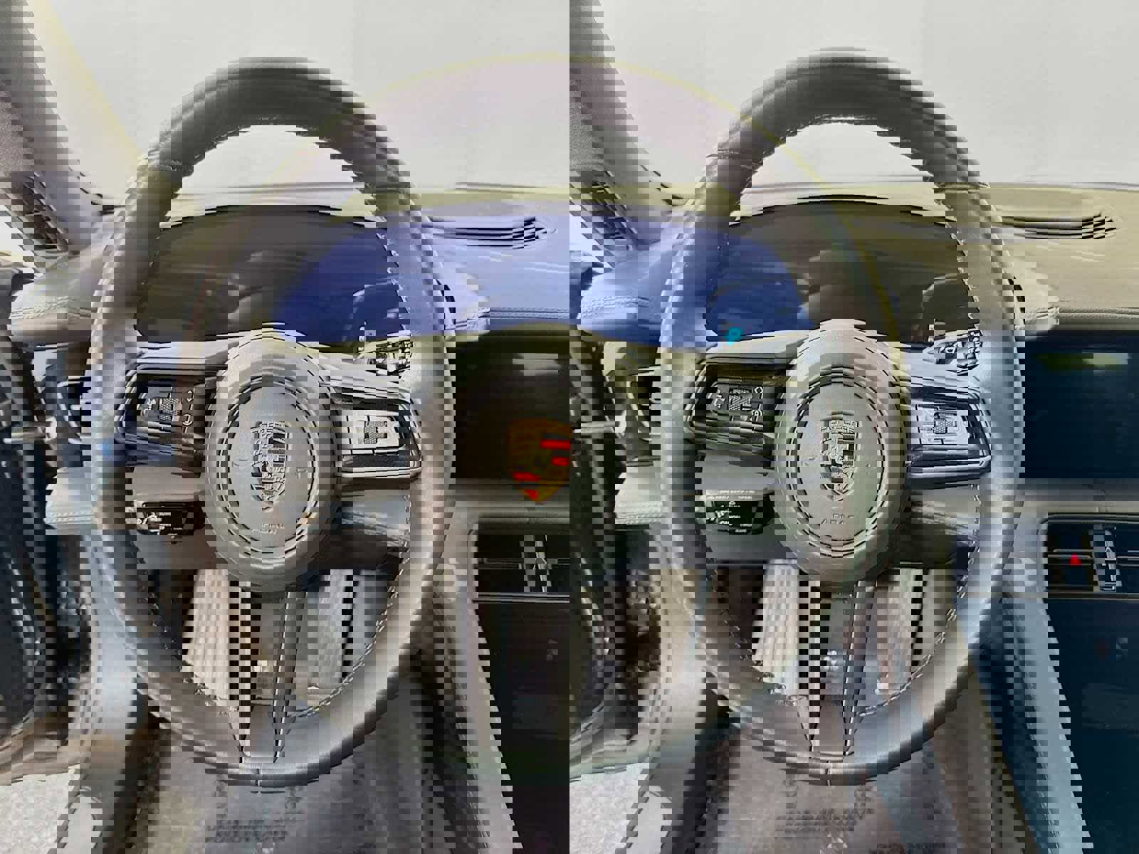 Used 2020 Porsche Taycan 4S image 12