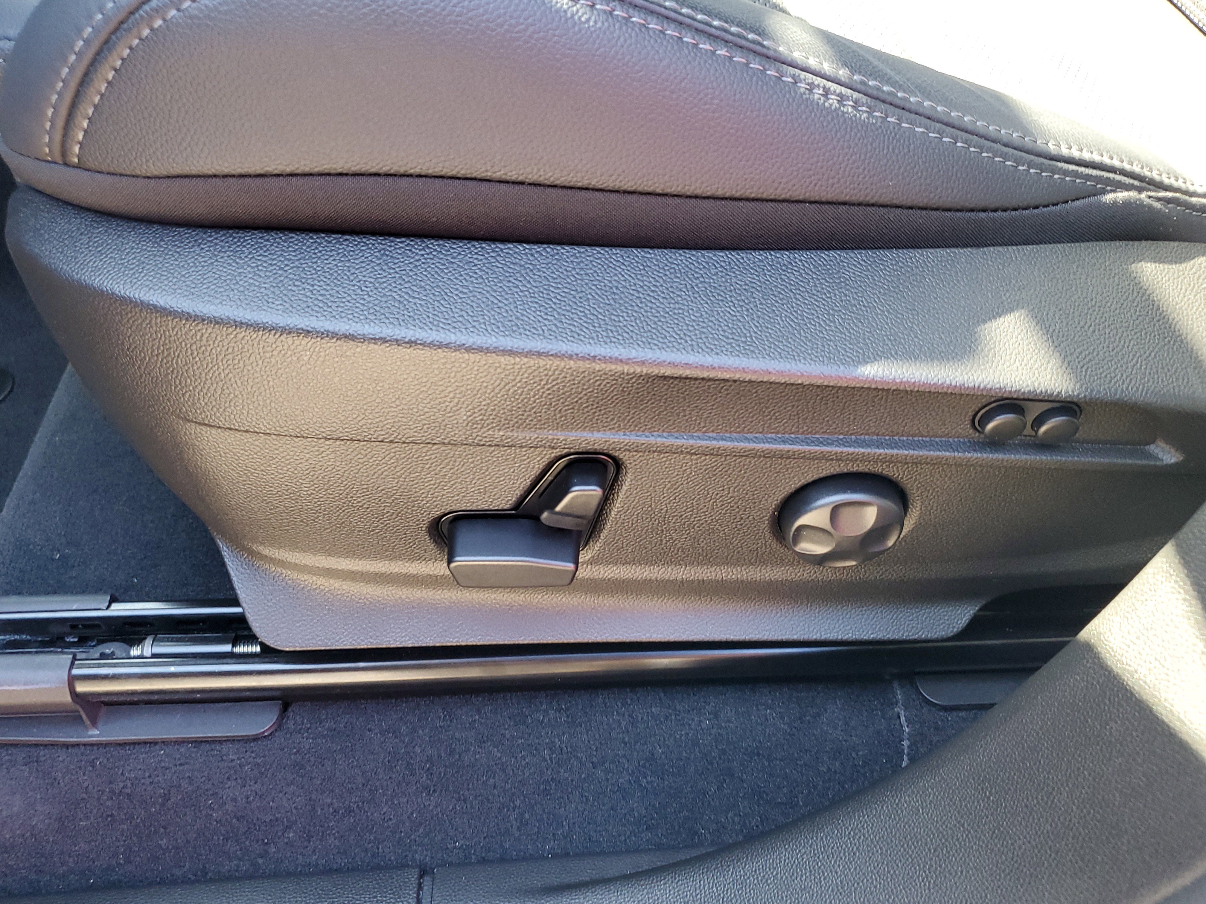 Used 2024 Alfa Romeo Stelvio Veloce image 13