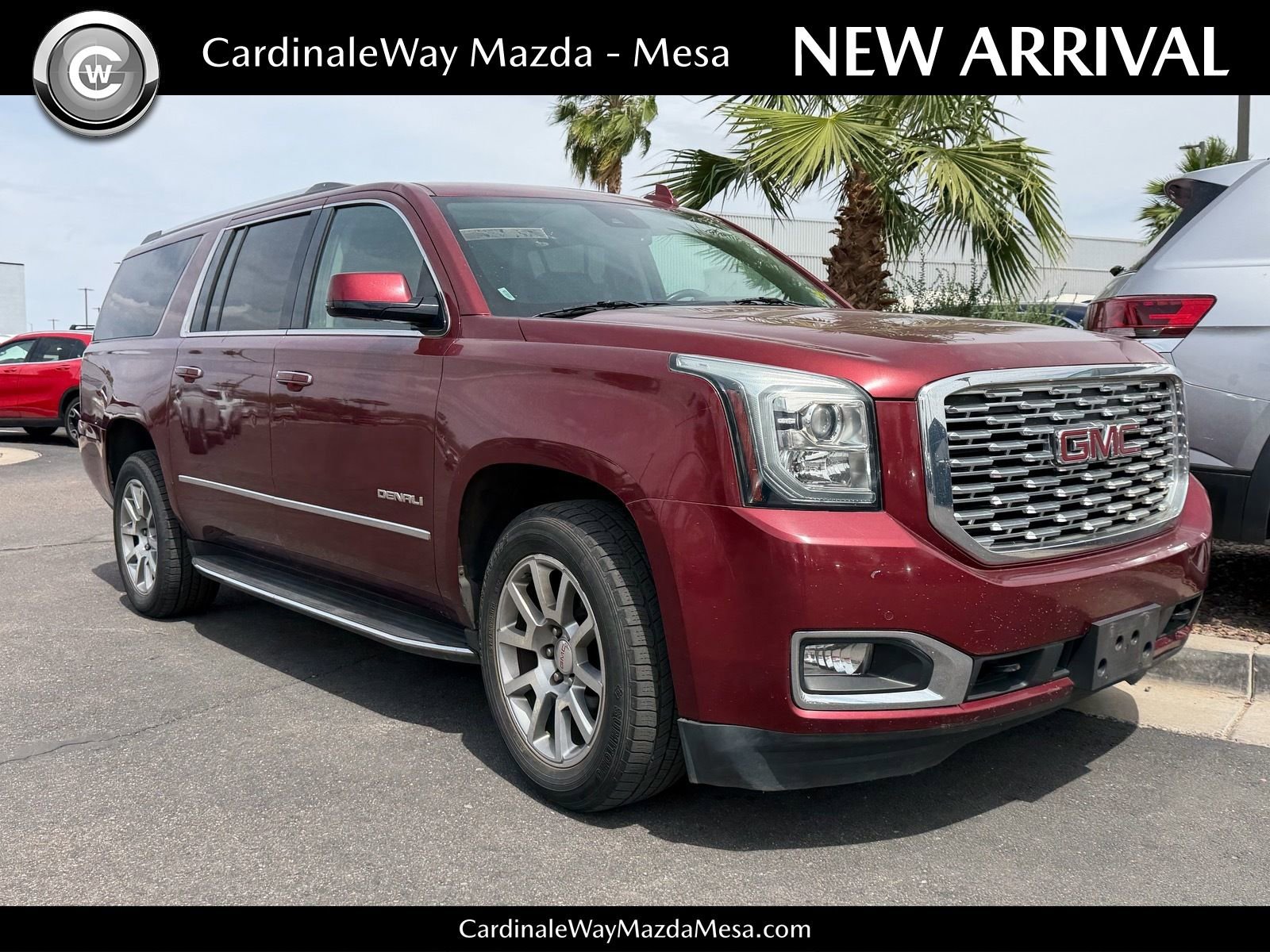 Used 2020 GMC Yukon XL Denali image 1