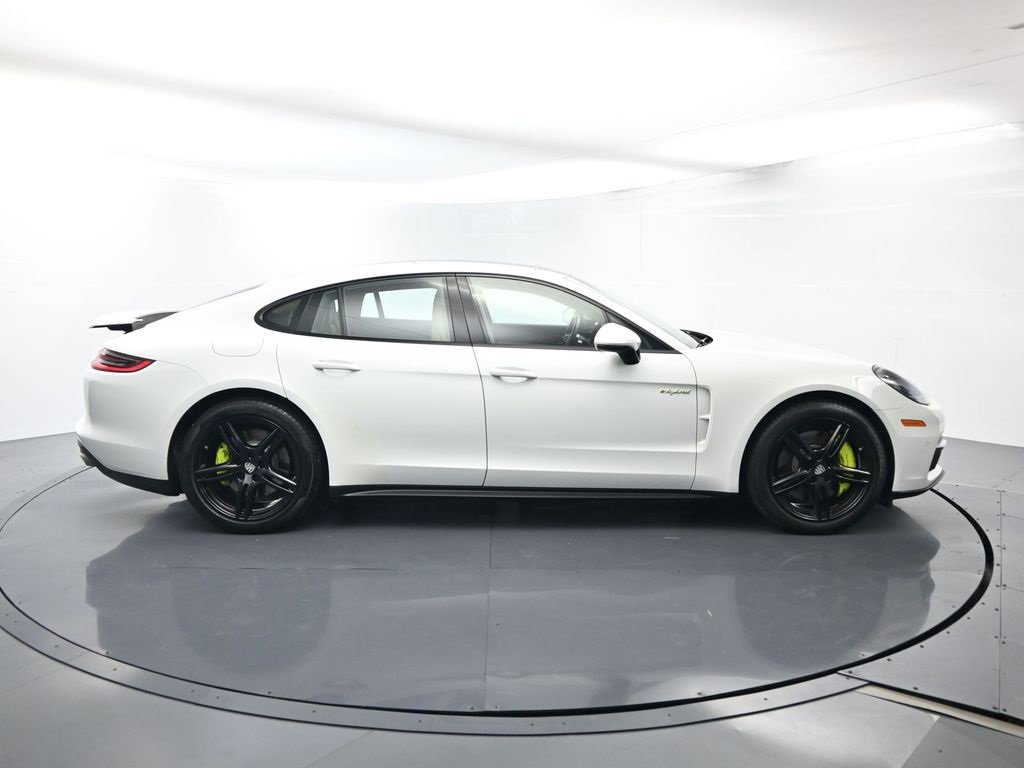 Used 2018 Porsche Panamera 4 image 16
