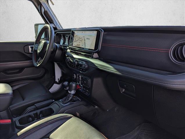 Used 2024 Jeep Gladiator Rubicon image 21