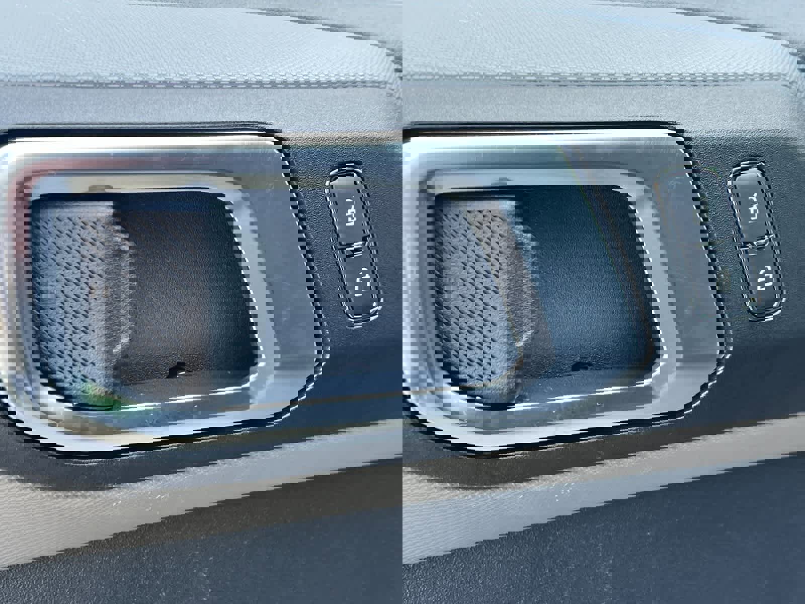 Used 2022 Ford Bronco Black Diamond image 13