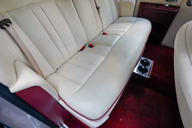 Used 2013 Rolls-Royce Phantom Sedan image 96