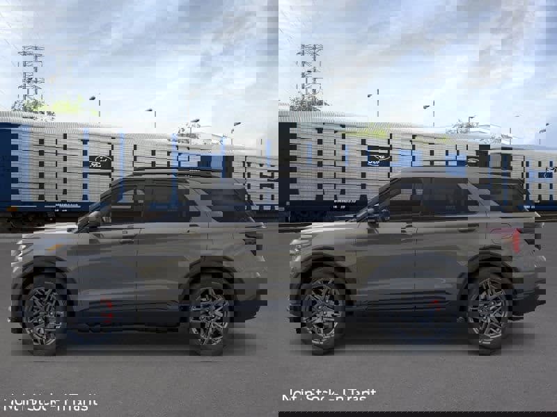 New 2026 Ford Explorer ST w/ Sun And Sound Package image 27