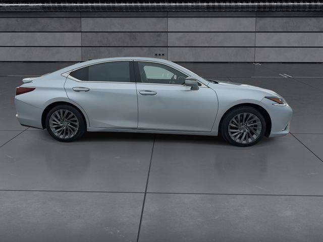 Certified 2023 Lexus ES 350 Ultra Luxury w/ Accessory Package (Z2) FWD image 9