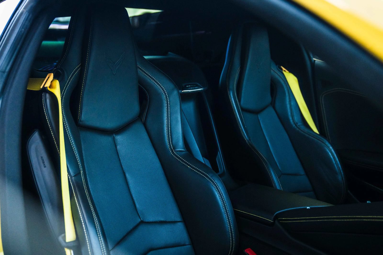 Used 2025 Chevrolet Corvette Z06 RWD image 31