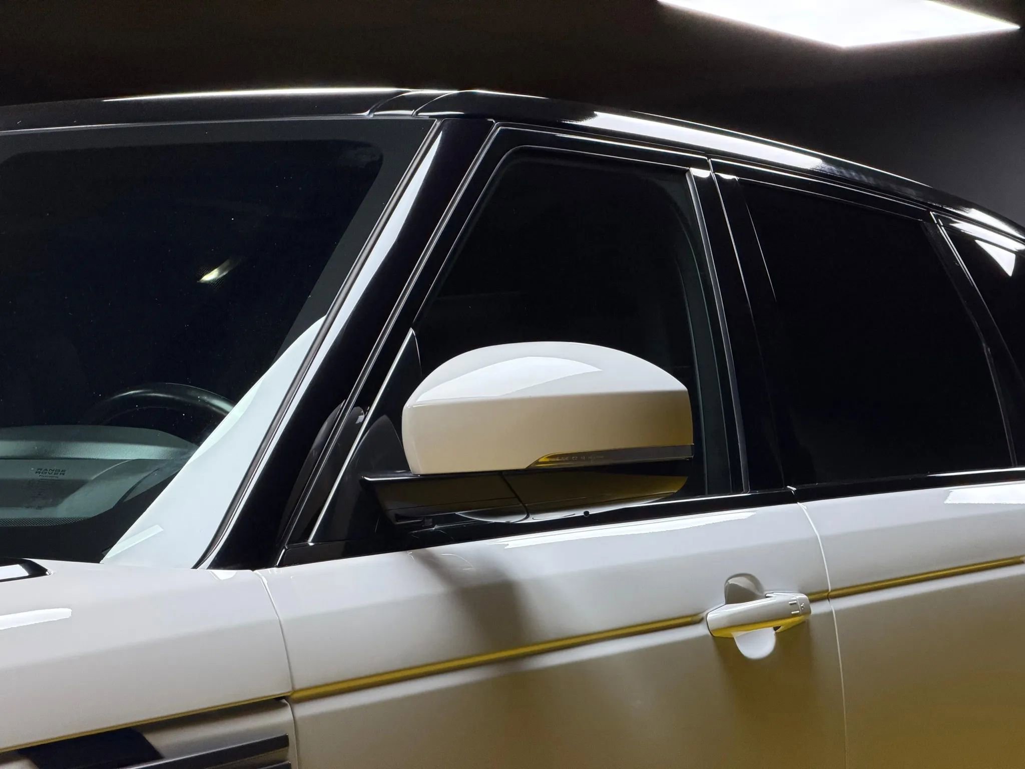 Used 2014 Land Rover Range Rover Sport SE image 39