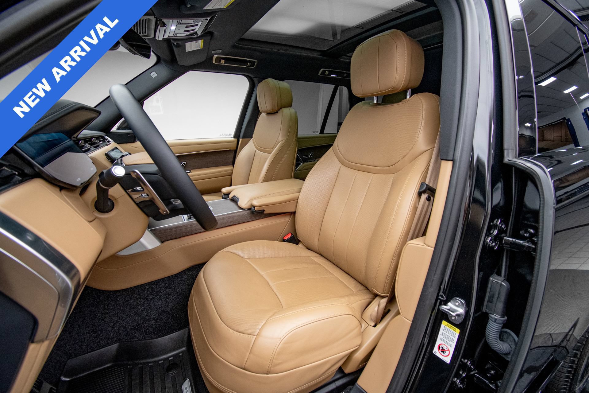 Used 2023 Land Rover Range Rover SE AWD/4WD image 13