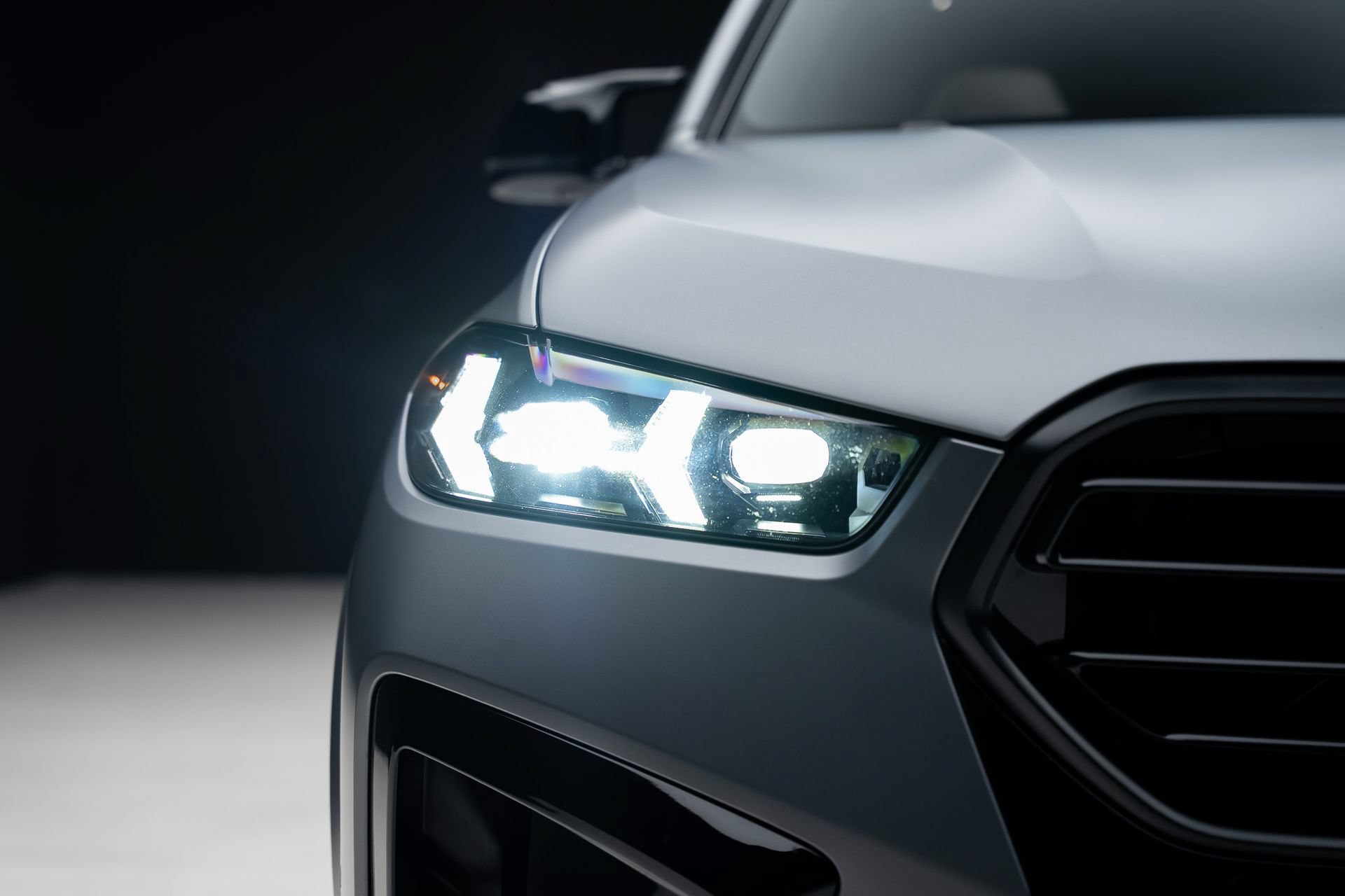 Used 2025 BMW X5 M Competition w/ Executive Package AWD/4WD image 9