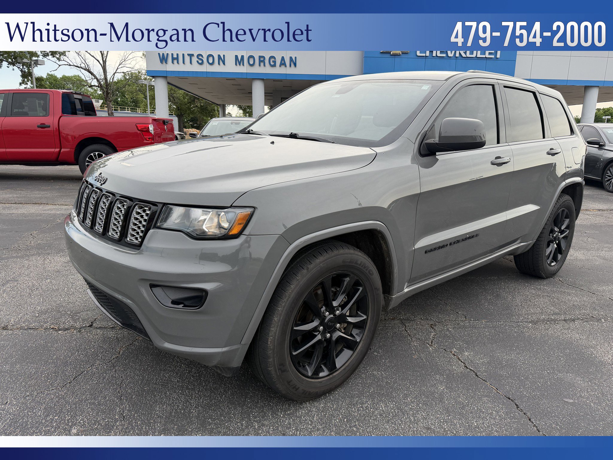 Used 2020 Jeep Grand Cherokee Altitude RWD image 1