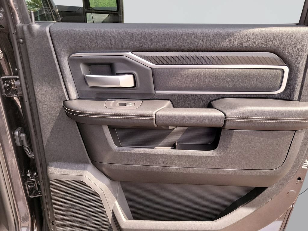 New 2026 RAM 2500 Big Horn AWD/4WD image 38