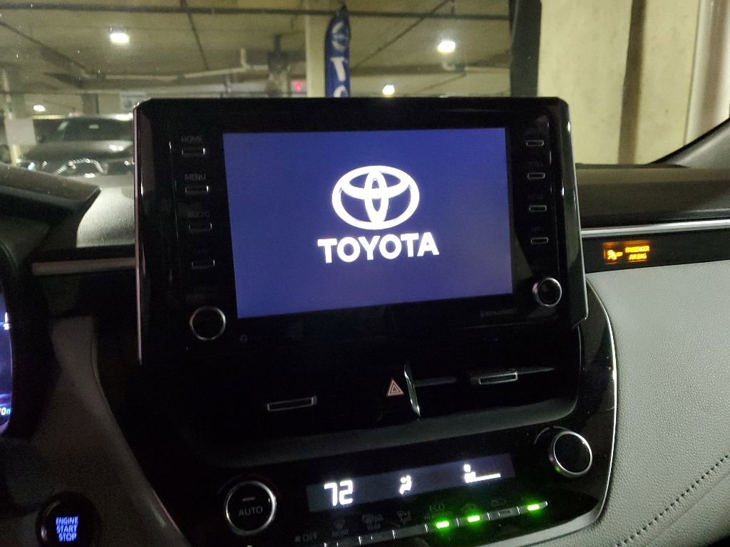 Used 2021 Toyota Corolla SE w/ Carpet Mat Package (TMS) FWD image 12