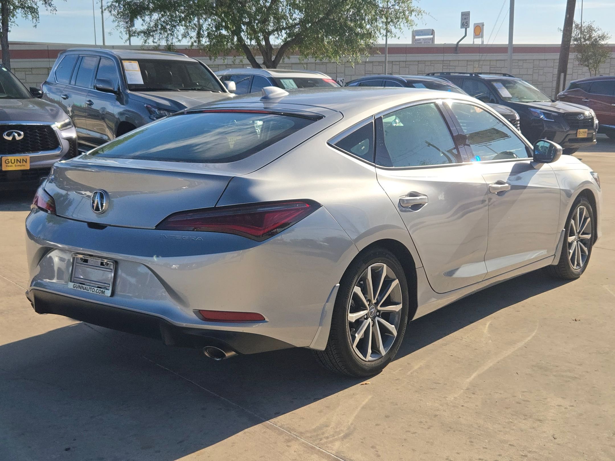 Used 2024 Acura Integra image 3