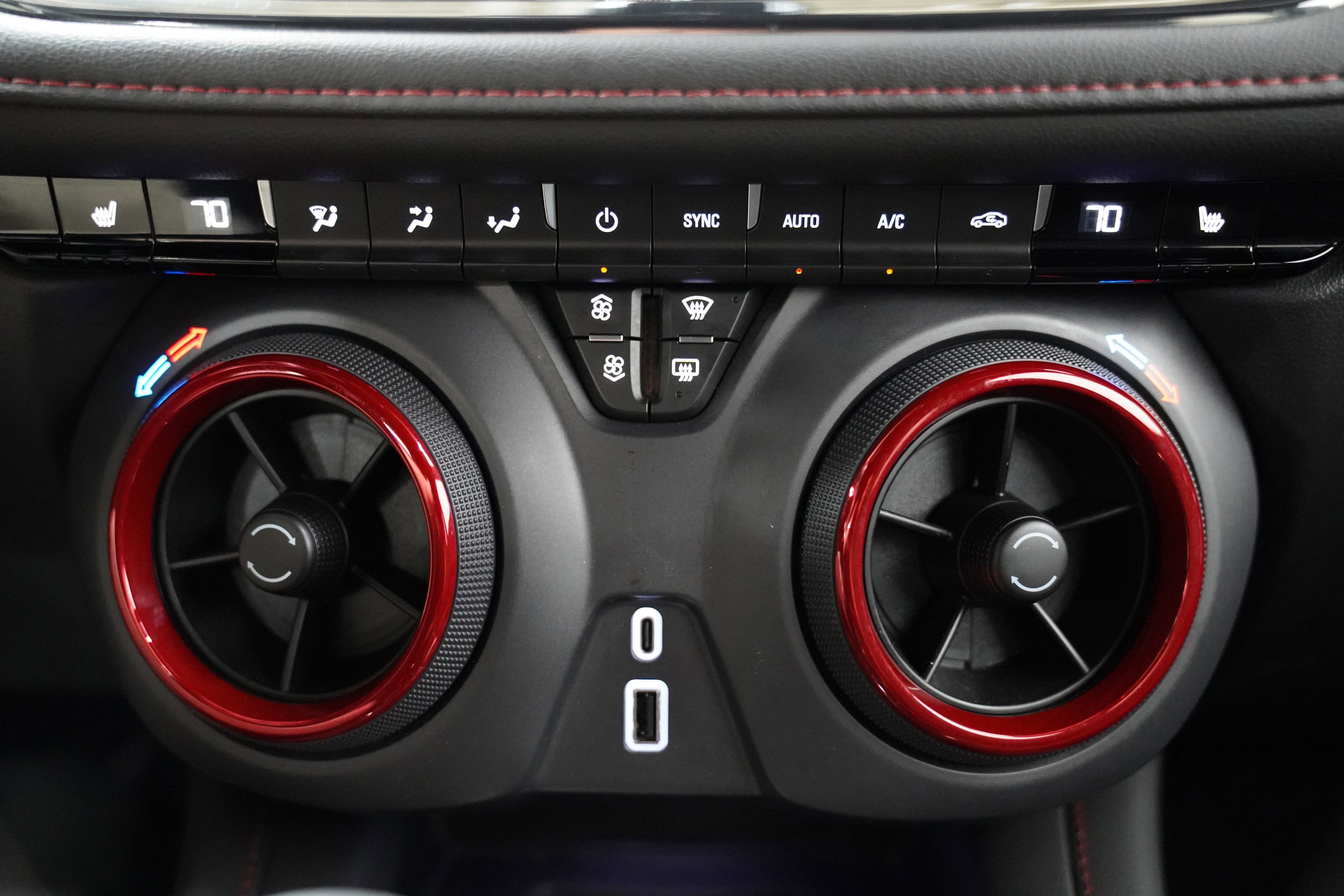 Used 2025 Chevrolet Blazer RS image 27