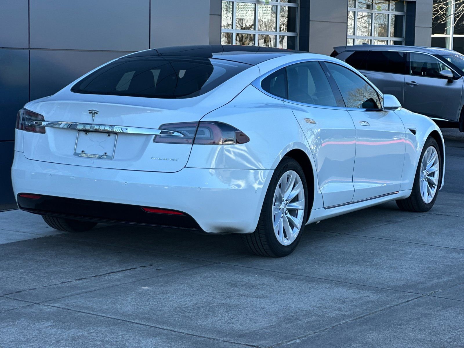 Used 2020 Tesla Model S AWD image 3