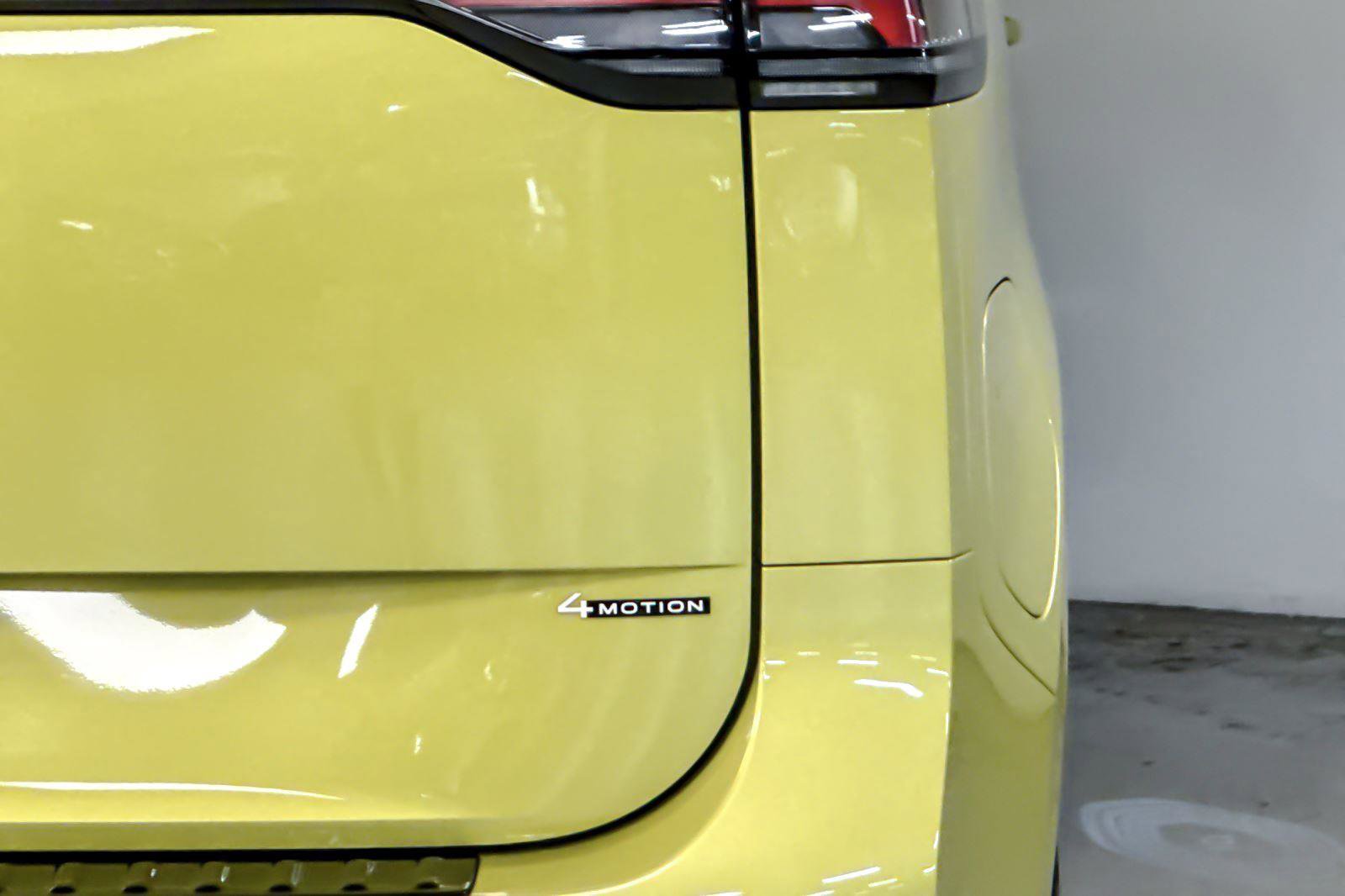 New 2025 Volkswagen ID. Buzz 1st Edition image 26