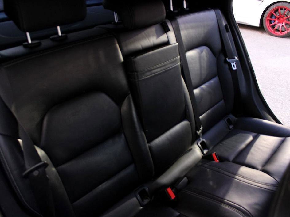 Used 2018 INFINITI QX30 AWD image 17