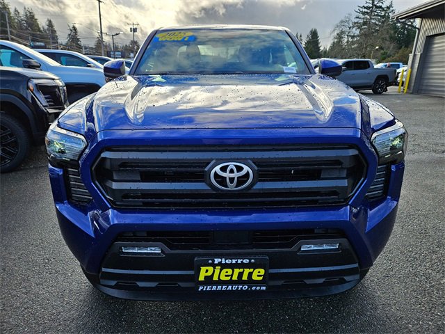 Used 2025 Toyota Tacoma SR5 image 7
