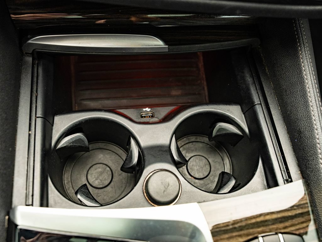 Used 2019 BMW 540i RWD image 37