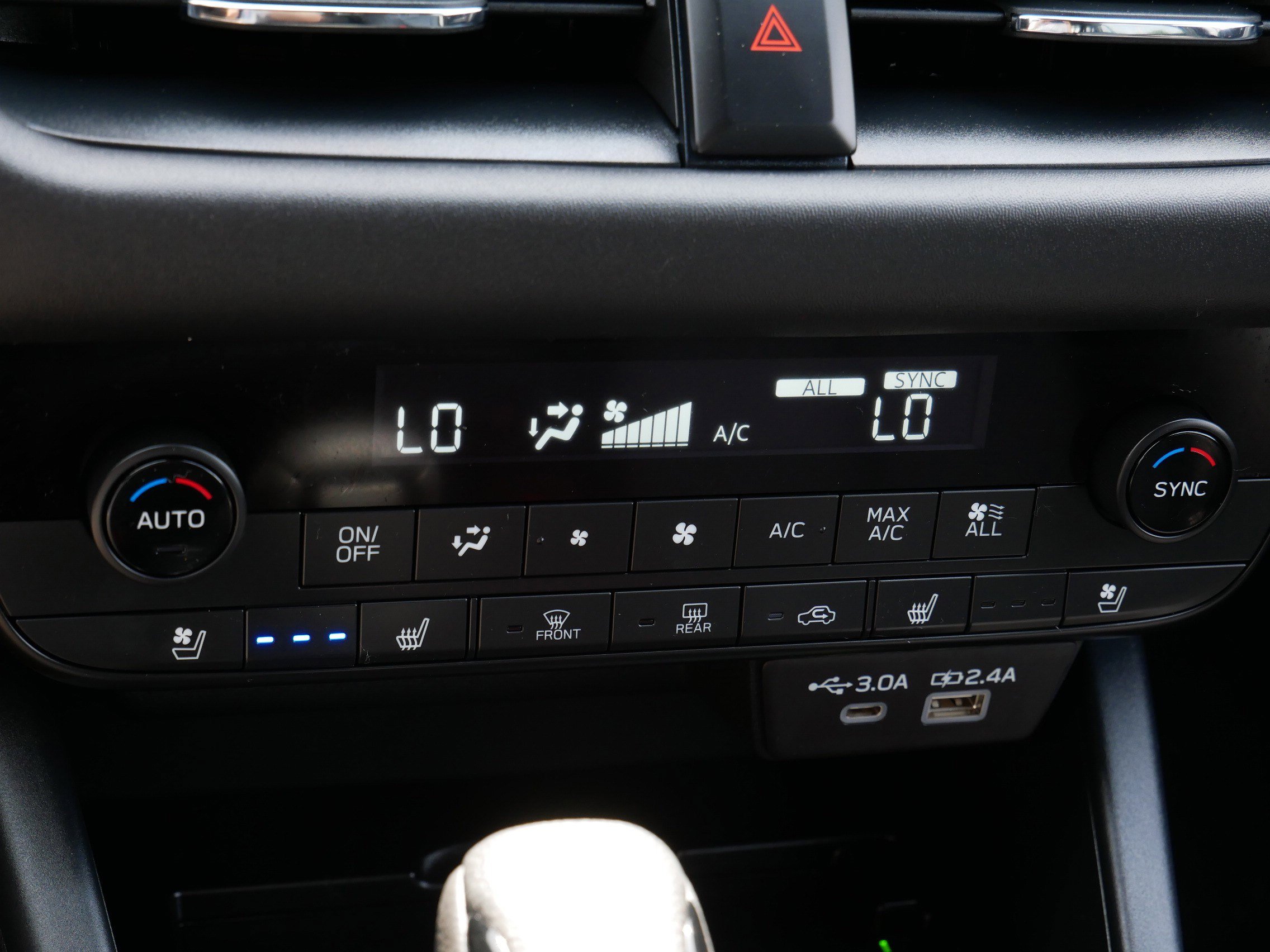 Certified 2026 Subaru Outback Touring AWD/4WD image 23