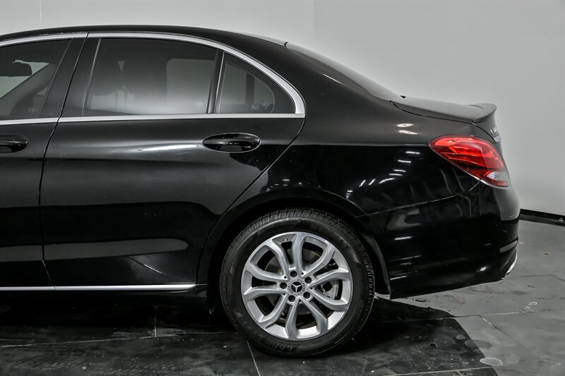 Used 2016 Mercedes-Benz C 300 4MATIC Sedan image 7