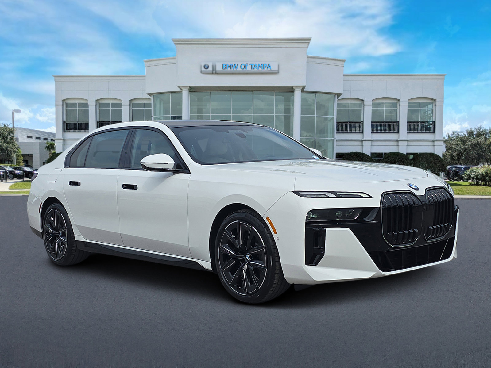 New 2025 BMW 760i xDrive