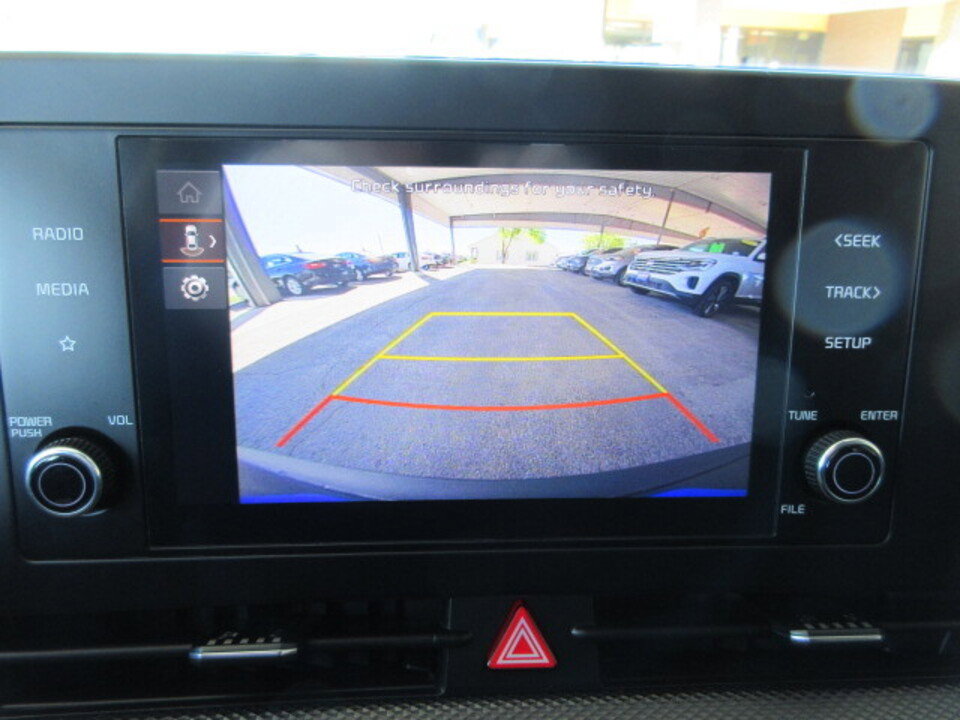 Used 2024 Kia Sportage LX image 14