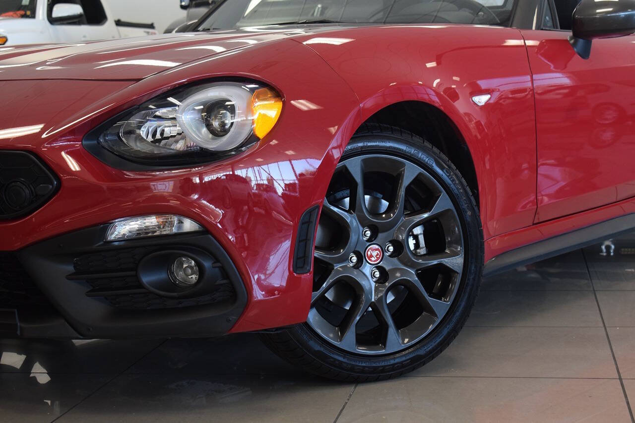 Used 2020 FIAT 124 Spider Abarth w/ Convenience Group RWD image 18