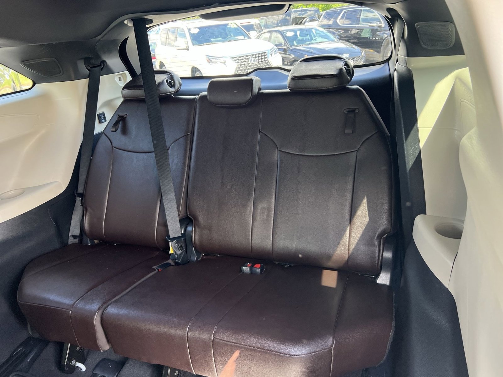 Used 2021 Toyota Sienna Platinum AWD/4WD image 26