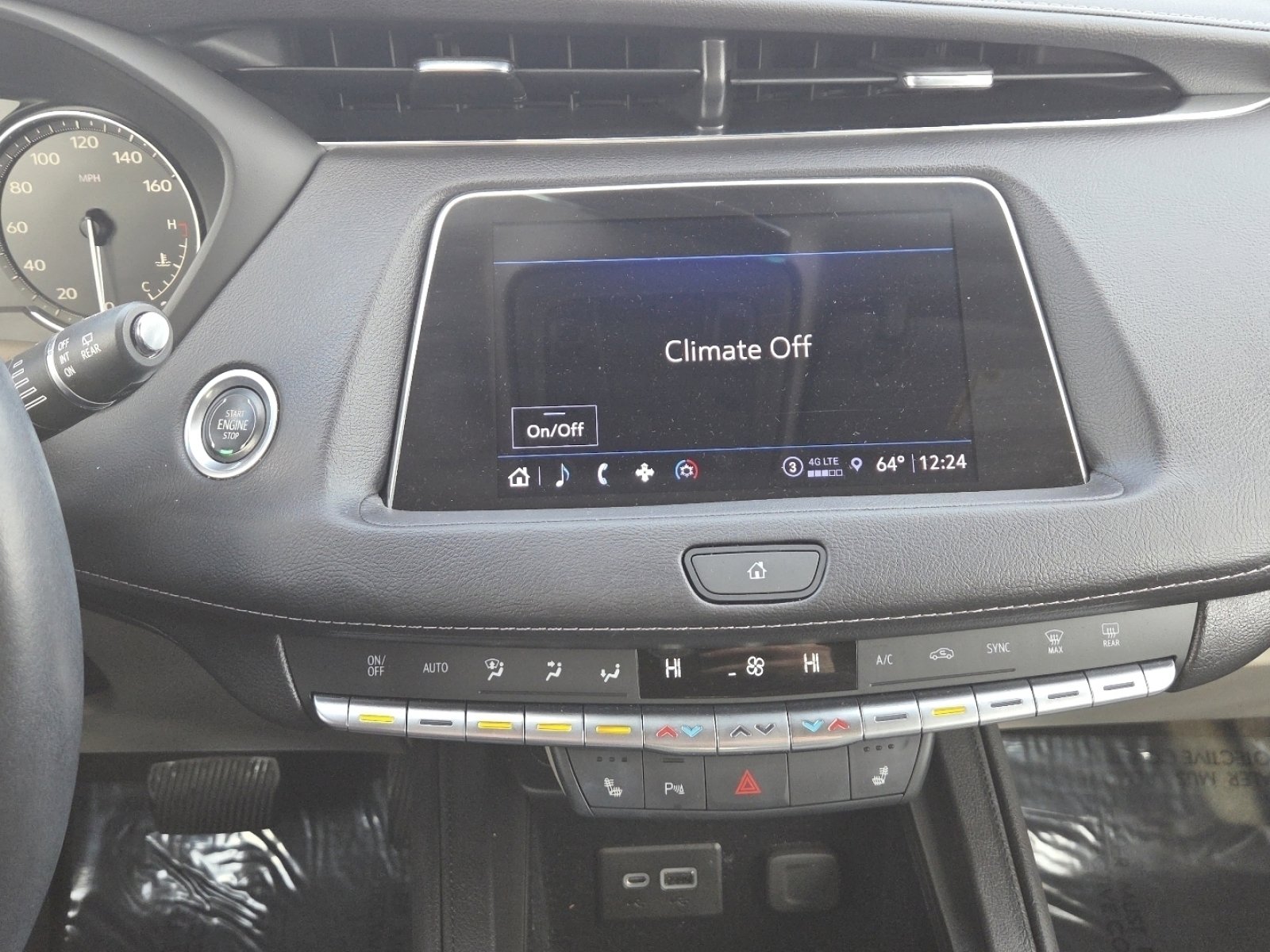 Used 2022 Cadillac XT4 Luxury w/ Cold Weather Package image 27