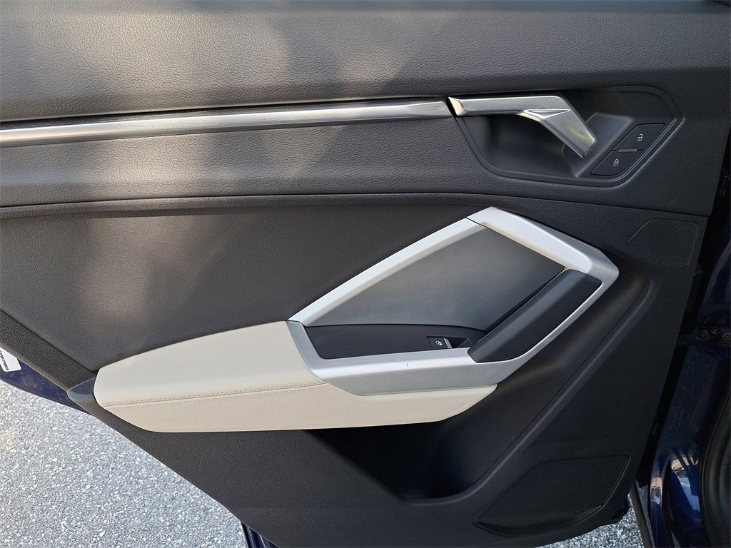 Certified 2023 Audi Q3 2.0T Premium w/ Convenience Package image 29