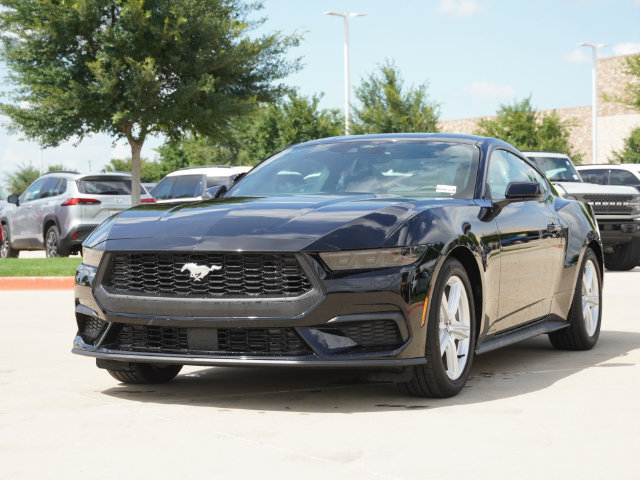 Used 2026 Ford Mustang Premium RWD image 2