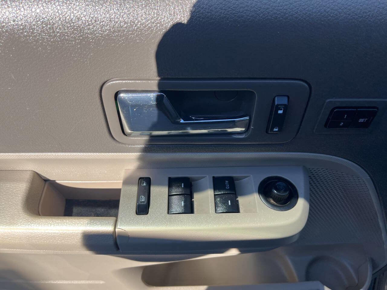 Used 2008 Ford Edge Limited image 18