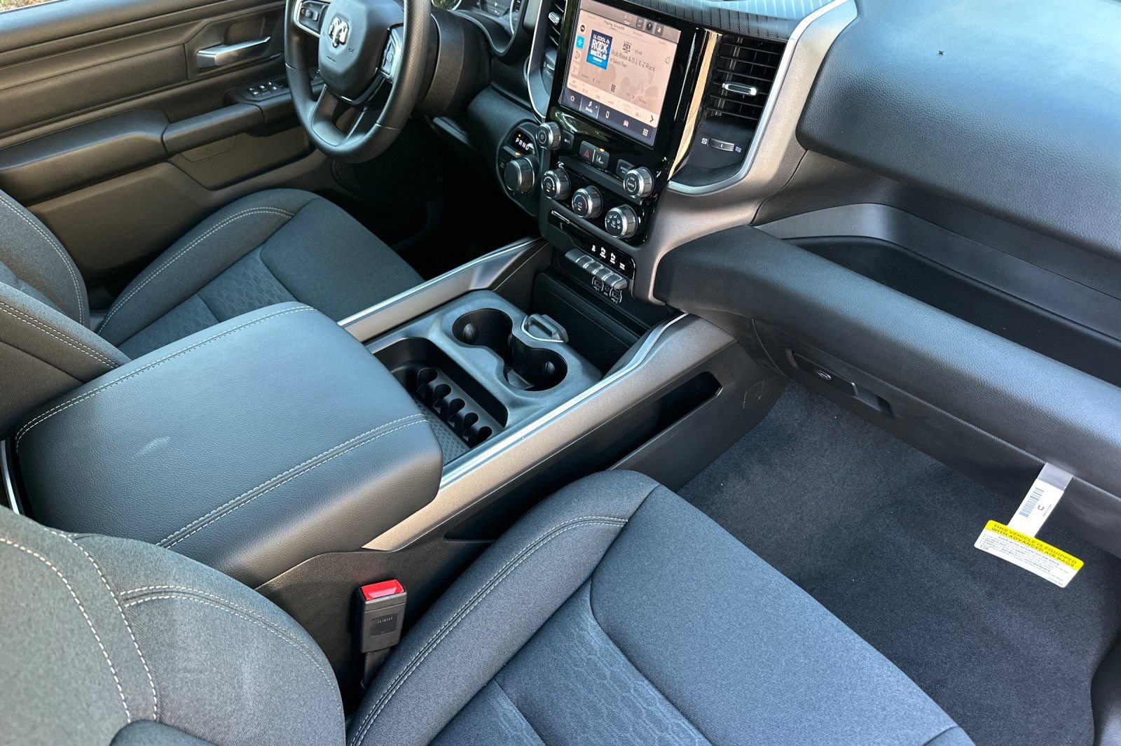 New 2026 RAM 1500 Express AWD/4WD image 14