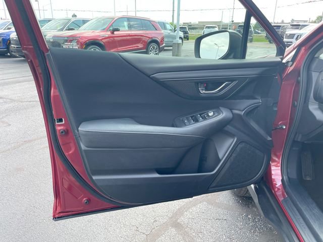 Certified 2025 Subaru Outback Premium w/ Popular Package #1A AWD/4WD image 9