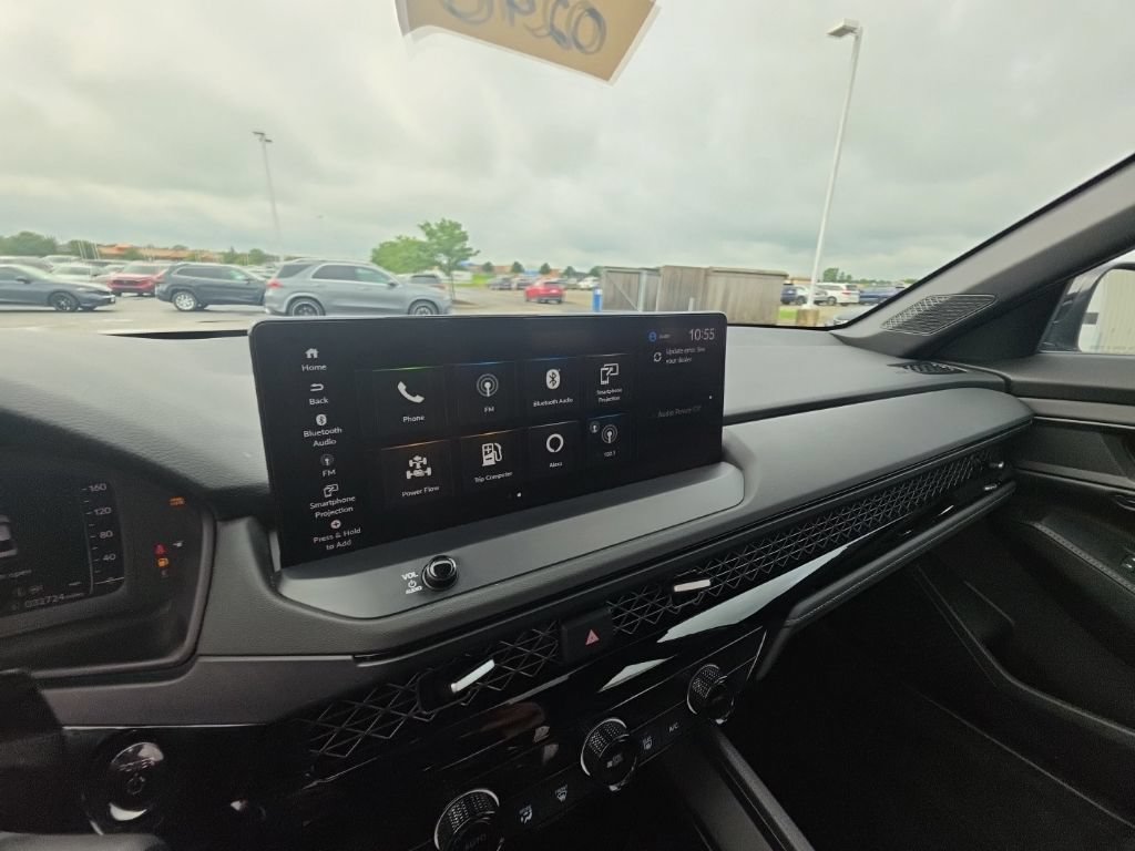 Used 2024 Honda Accord Sport image 19