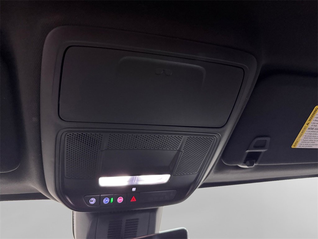 Certified 2025 Chevrolet Equinox LT w/ Convenience Package II image 23