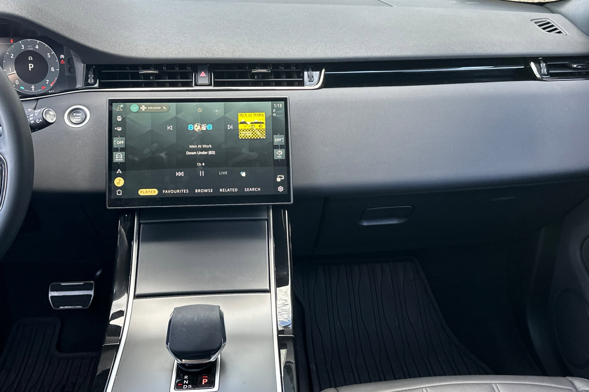 Used 2024 Land Rover Range Rover Evoque Dynamic SE image 33