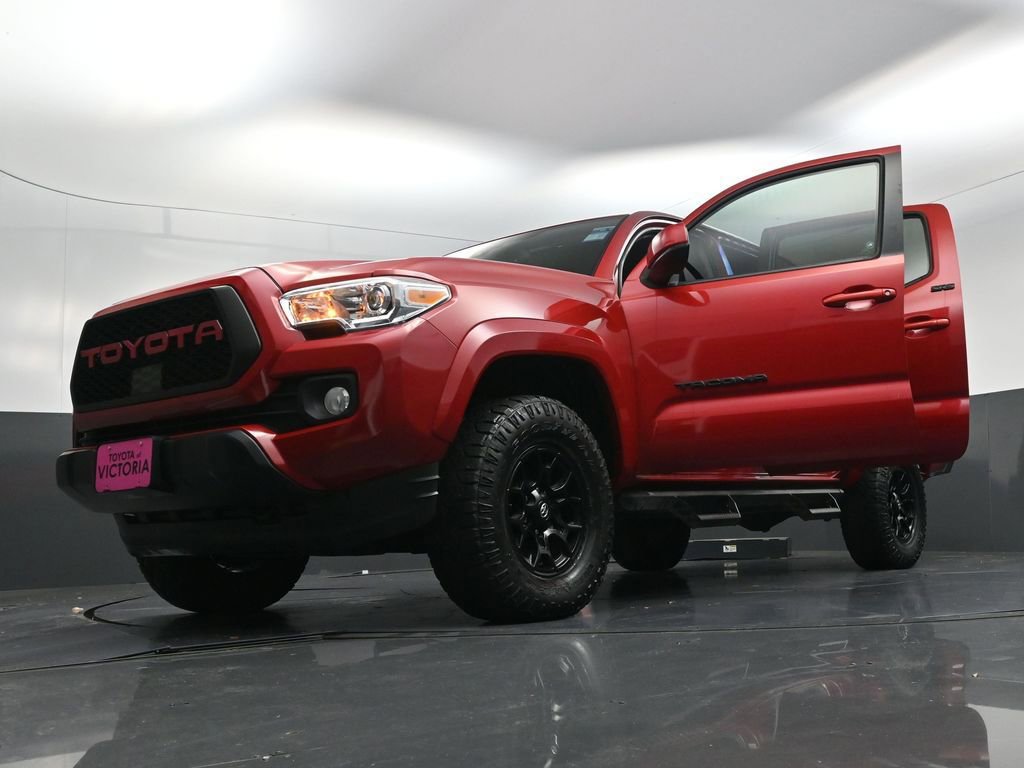 Used 2021 Toyota Tacoma SR5 RWD image 27