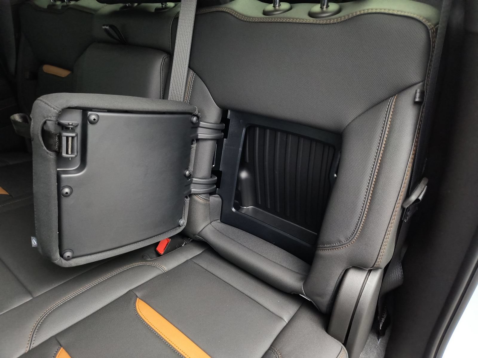 New 2026 GMC Sierra 2500 AT4 w/ AT4 Premium Plus Package AWD/4WD image 22