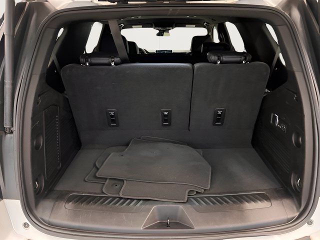 Used 2024 Chevrolet Tahoe LT w/ Luxury Package AWD/4WD image 20
