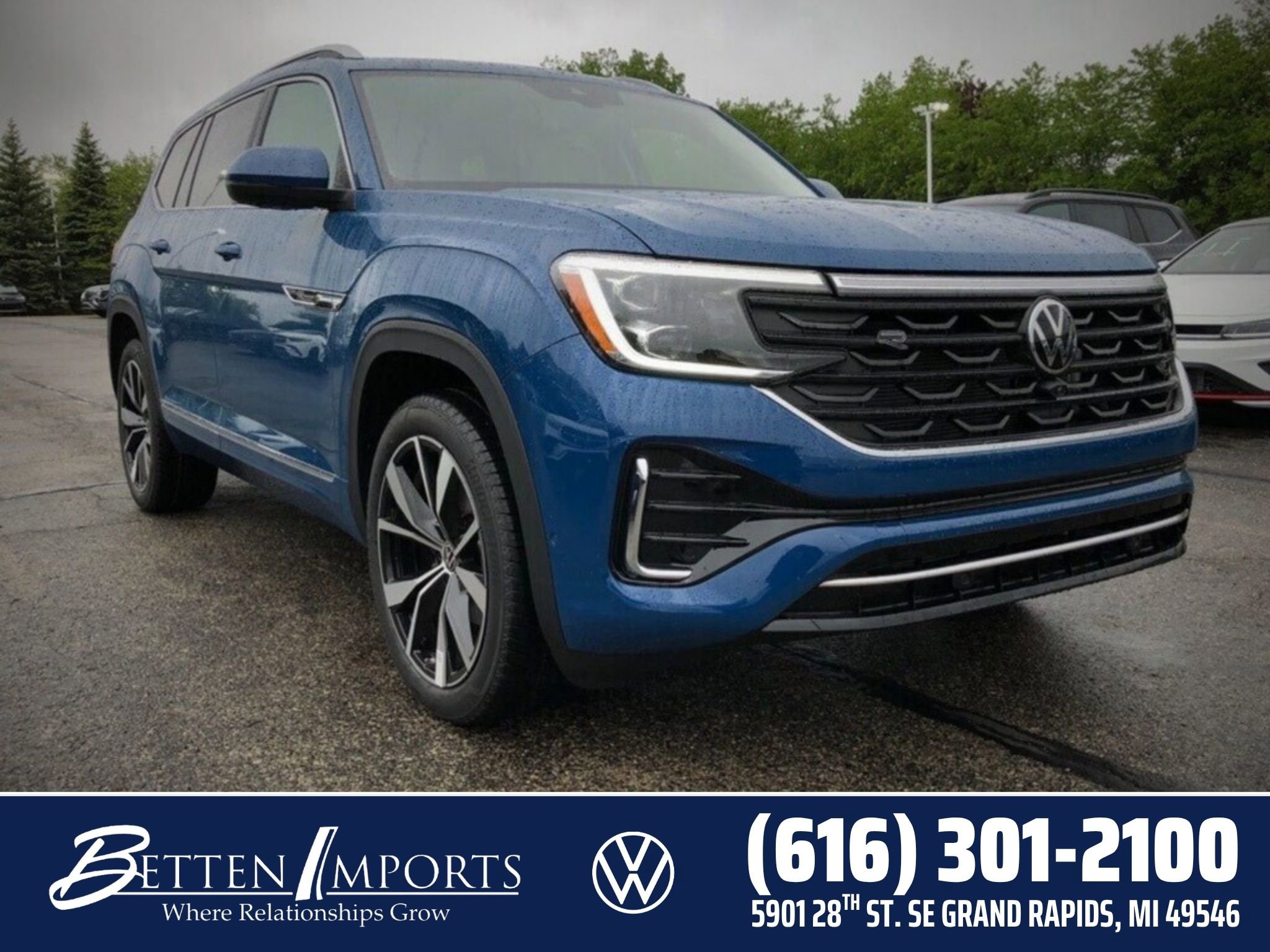 New 2025 Volkswagen Atlas SEL Premium R-Line