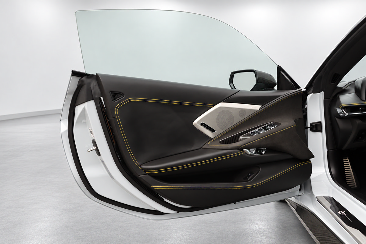 Used 2020 Chevrolet Corvette Stingray Premium Conv w/ 3LT Preferred Equipment Group RWD image 24