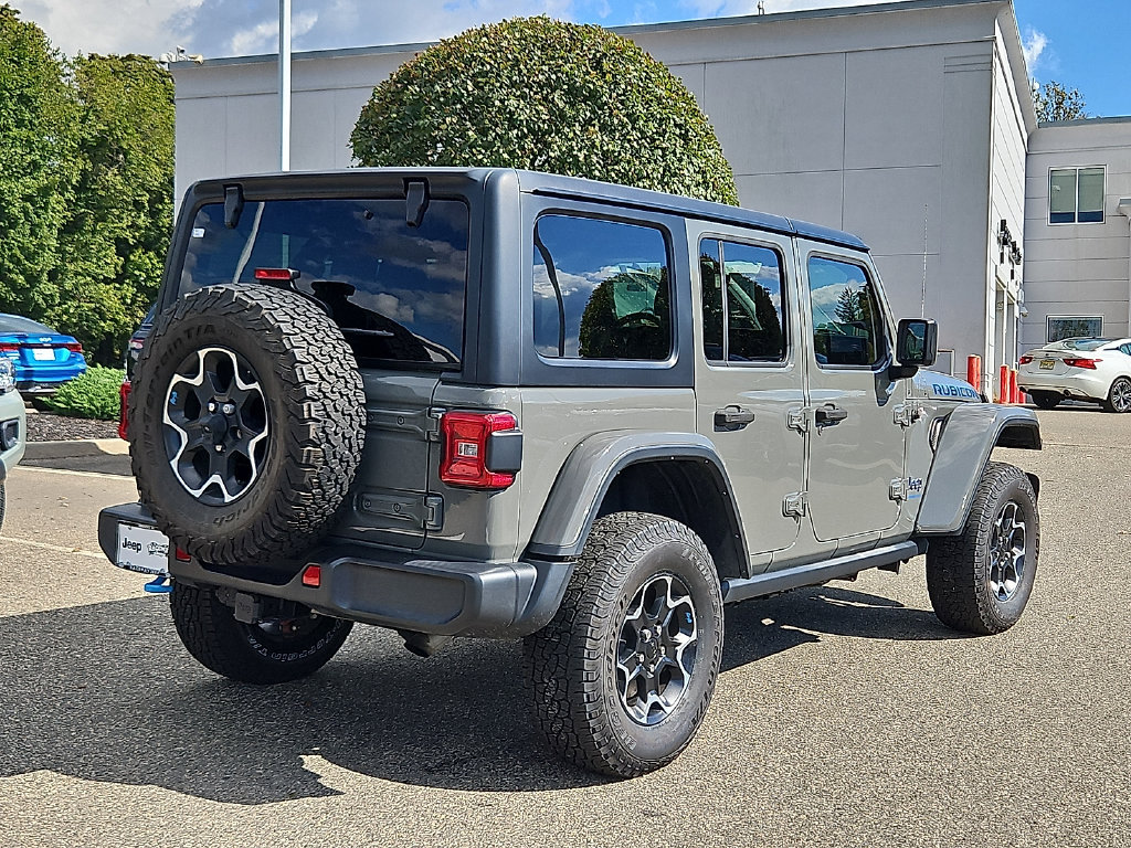 Used 2023 Jeep Wrangler Unlimited Rubicon 4xe w/ Cold Weather Group AWD/4WD image 7