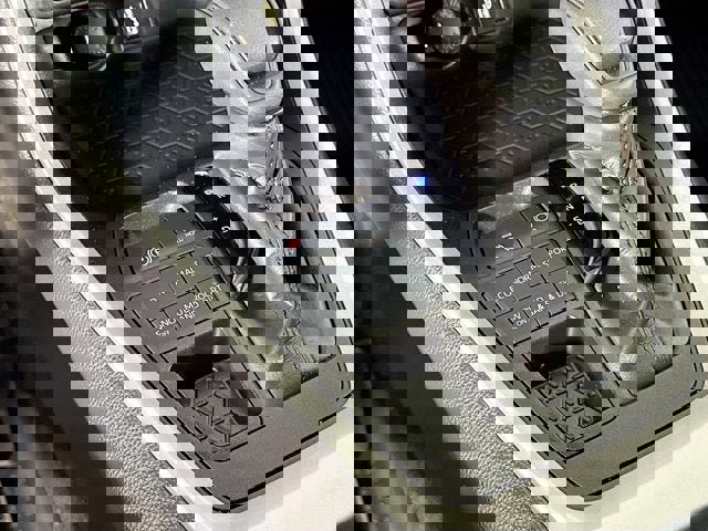 Used 2025 Toyota RAV4 XLE w/ Convenience Package image 13