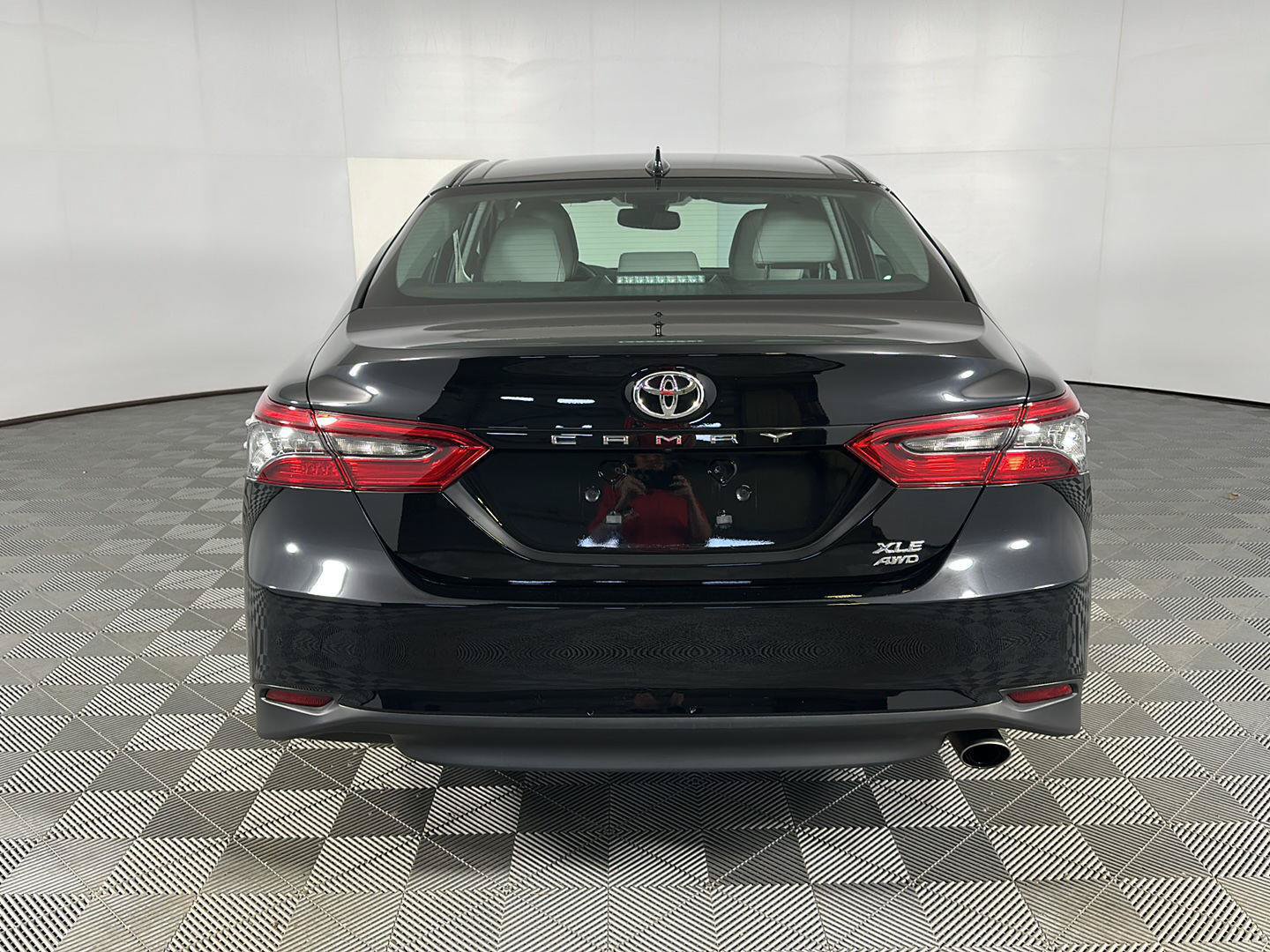 Used 2023 Toyota Camry XLE w/ Cold Weather Package AWD/4WD image 19